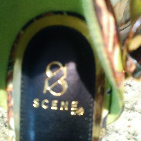 Heels - Picture 4 of 5